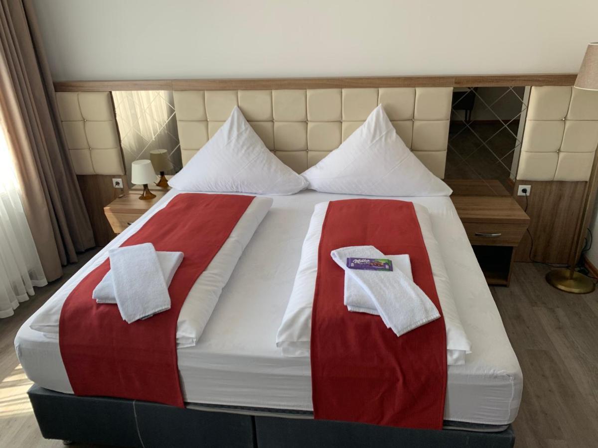 Hotel Hausen Obertshausen Frankfurt Exteriör bild