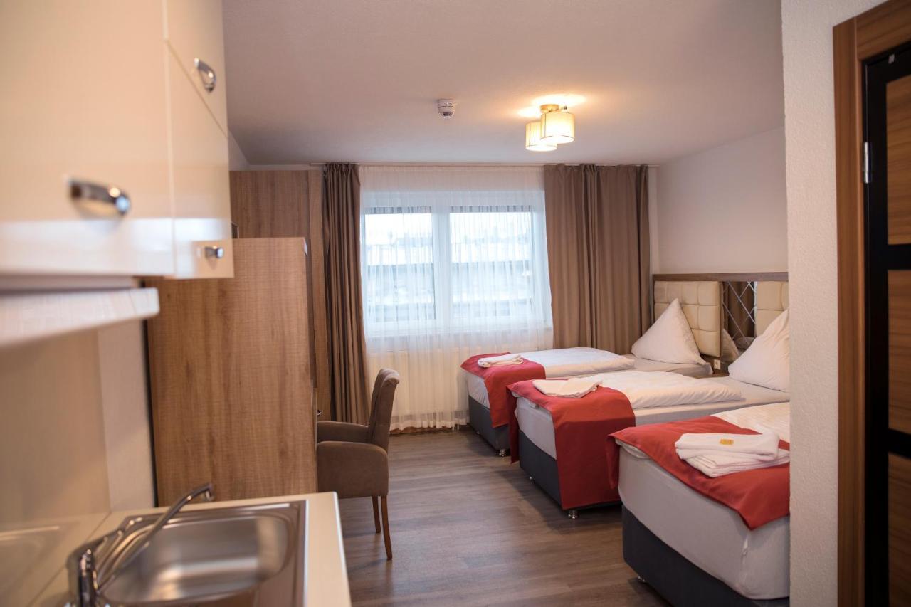 Hotel Hausen Obertshausen Frankfurt Exteriör bild